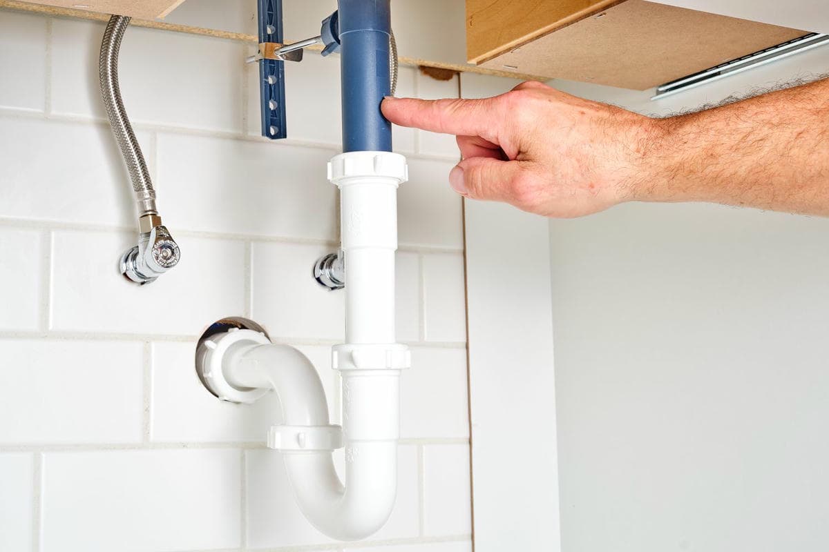 Lavabo Altında Sifon Sızıntısı için tesisat kontrolü